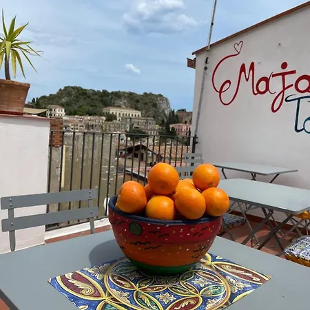 Majolica Bed and Breakfast